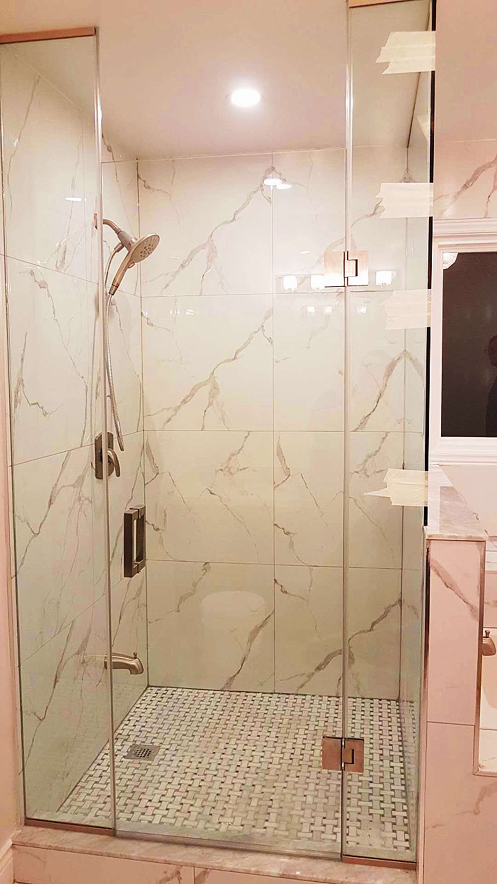 GLASS SHOWER ENCLOSURE