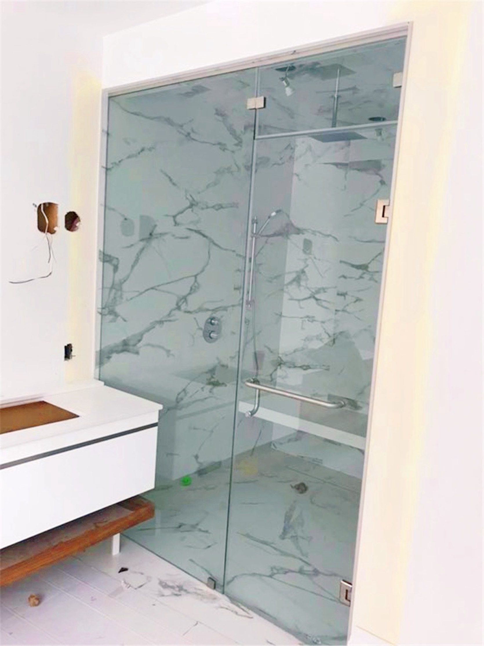 GLASS SHOWER ENCLOSURE