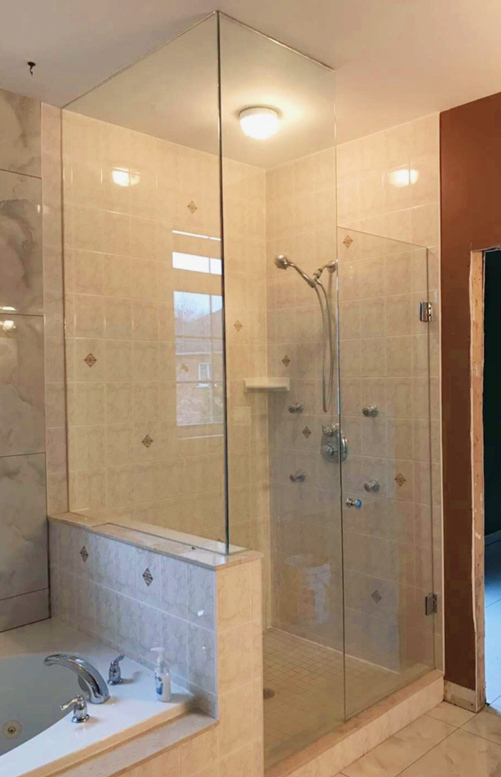 GLASS SHOWER ENCLOSURE