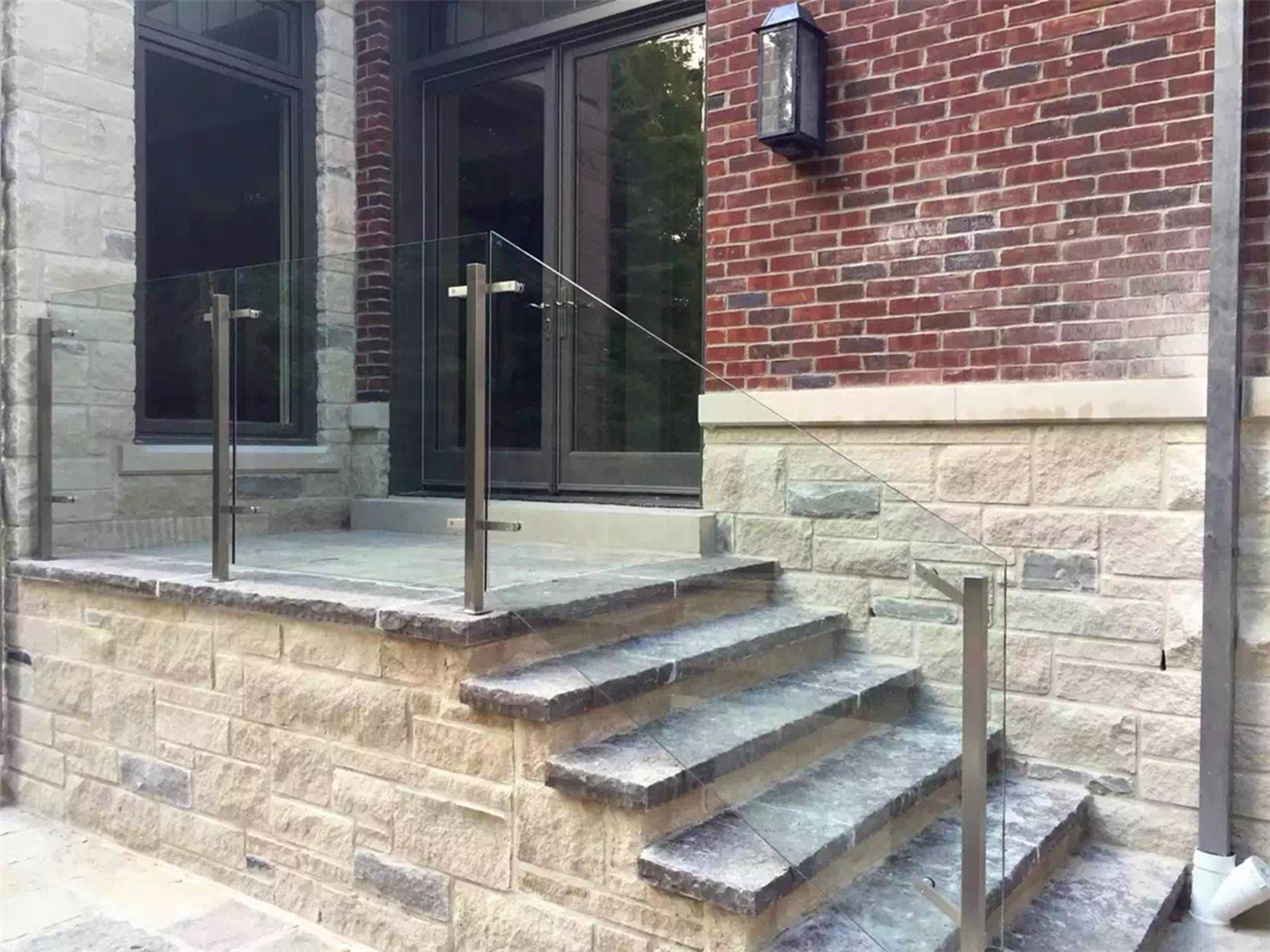 SS Frame with Glass