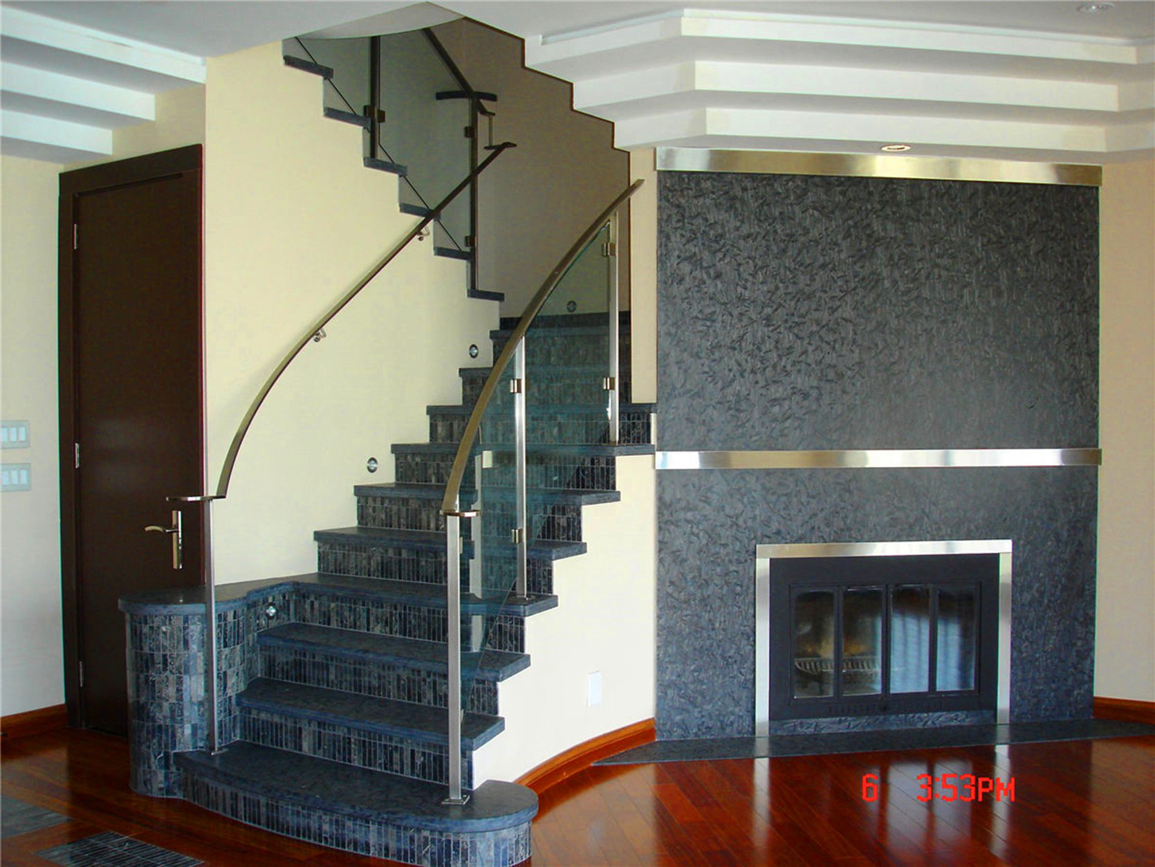 SS Frame with Glass