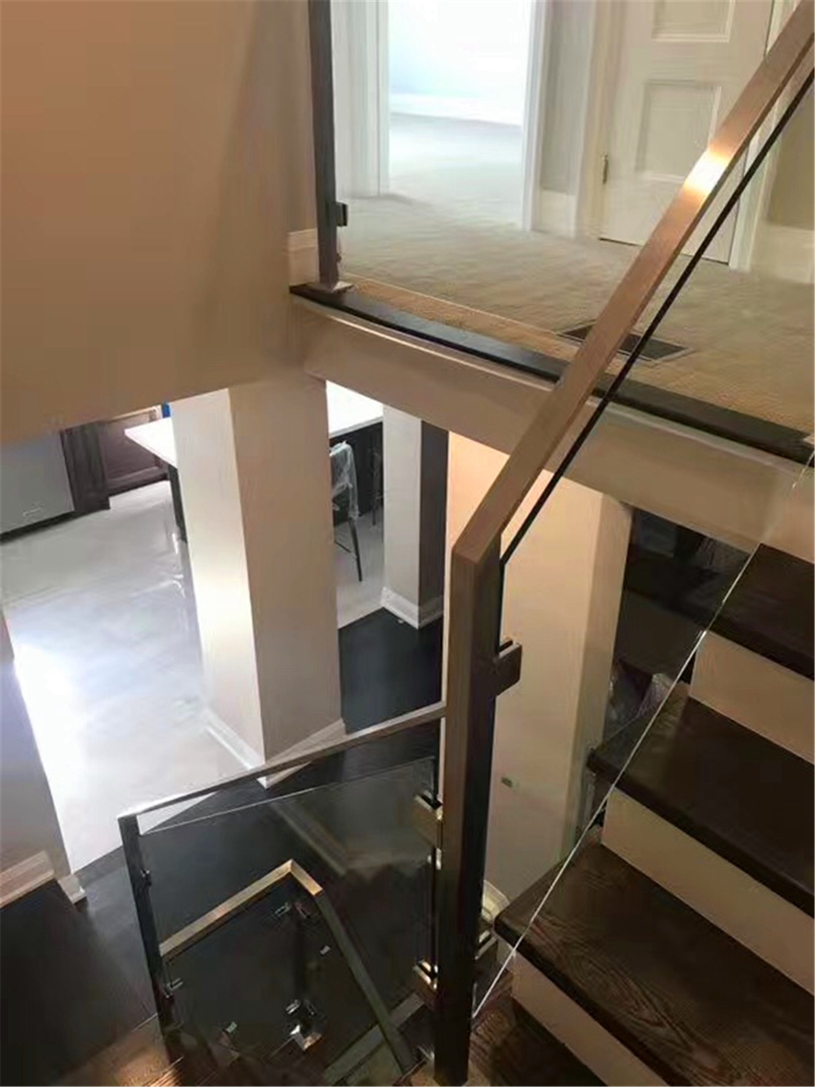 SS Frame with Glass
