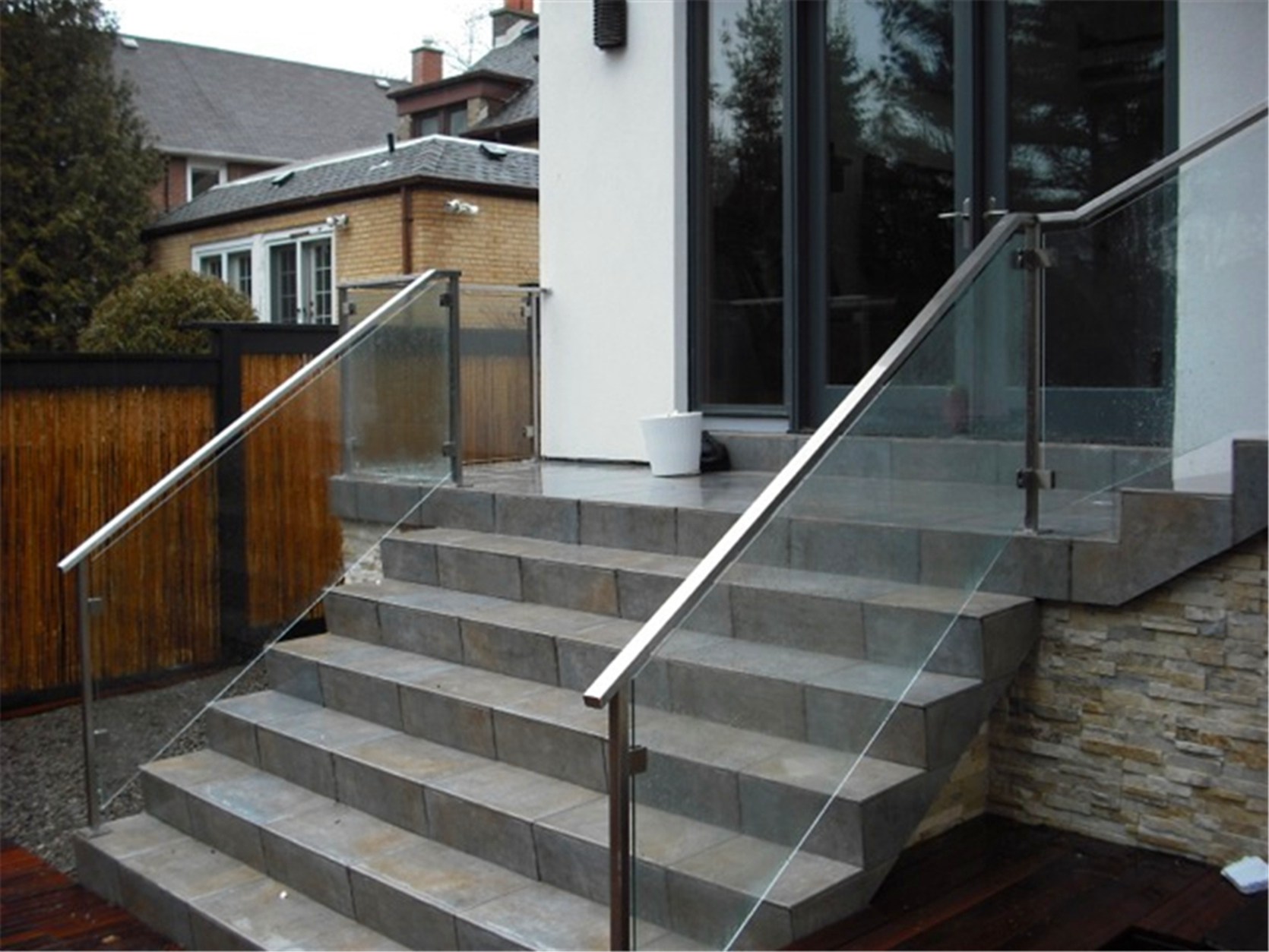 SS Frame with Glass