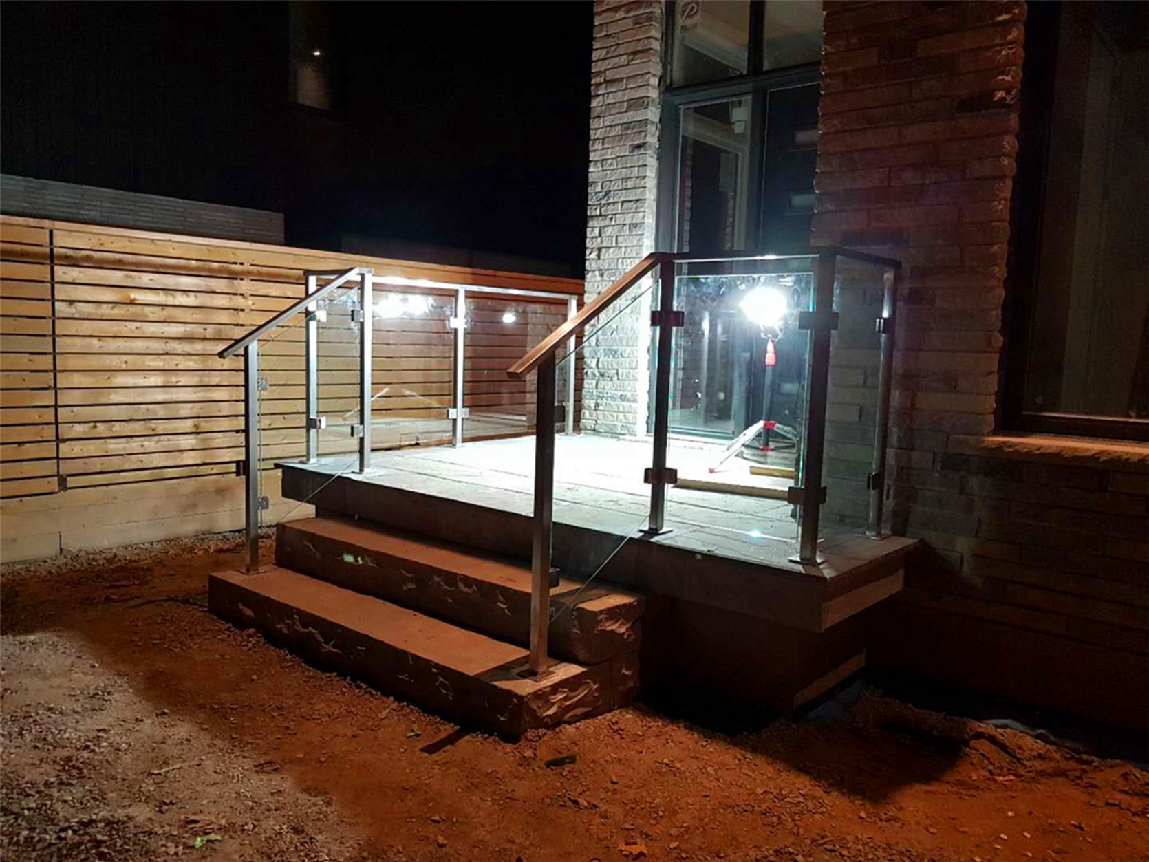 SS Frame with Glass